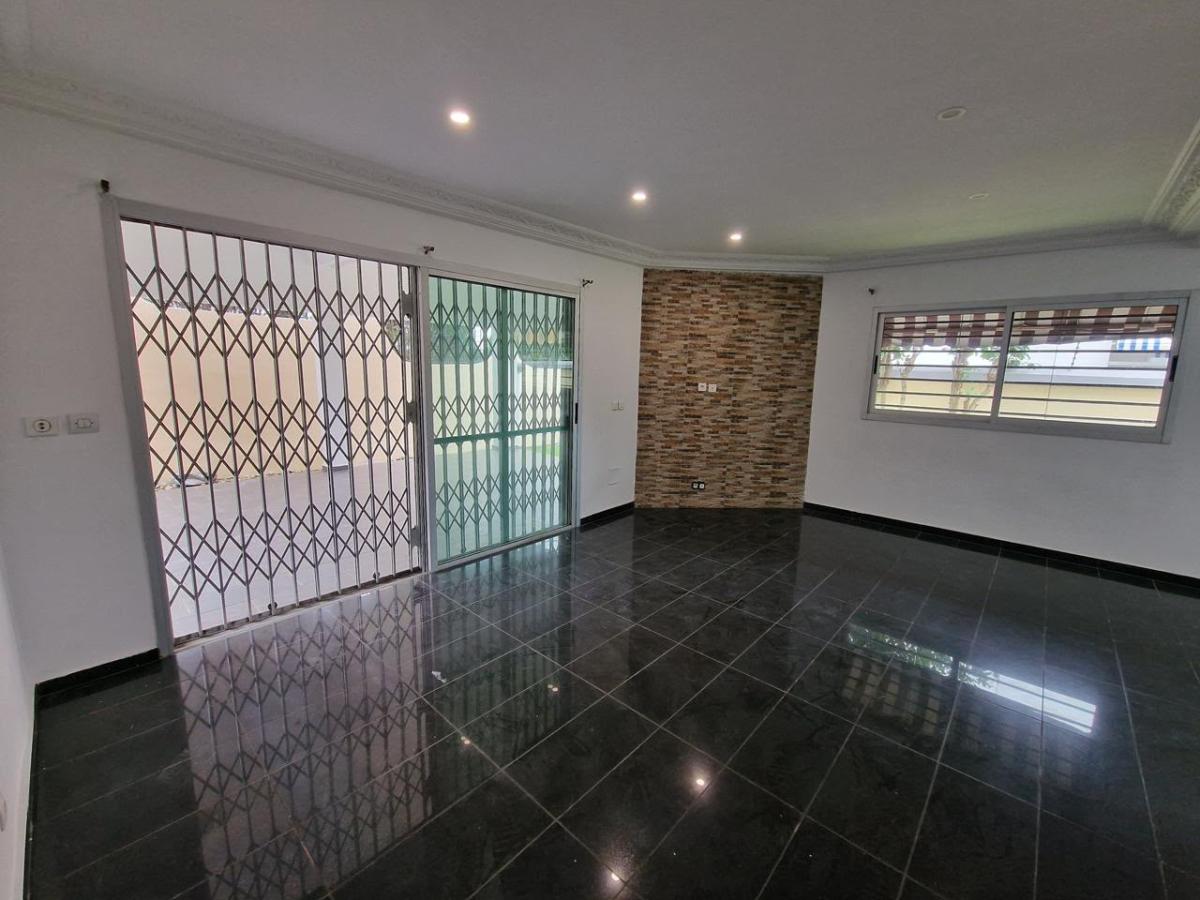 VILLA DUPLEX 5 PIÈCES À LA PALMERAIE (CITÉ SIPIM 4)
