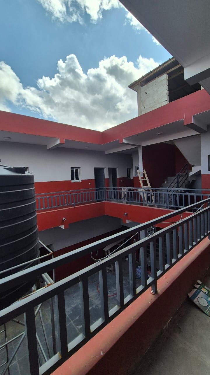 IMMEUBLE R+1 À VENDRE – ANYAMA CAFOP